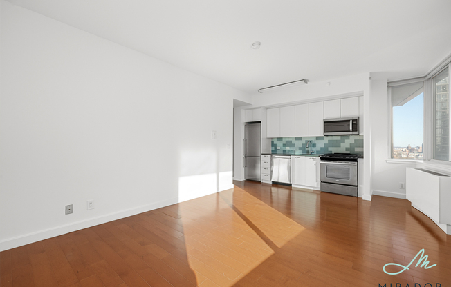 Studio, 1 bath, $3,350, Unit 21L