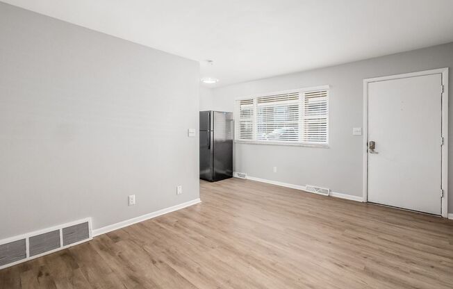552-558 Riverview Drive