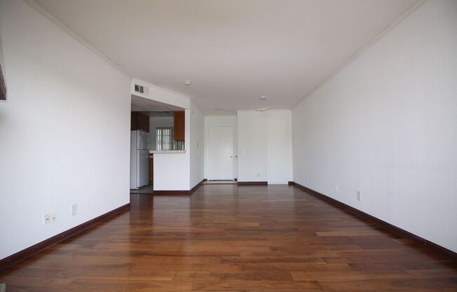 4844 RIVERTON AVE.