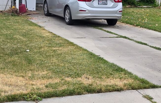 Cute 3 Bed/1 Bath House for Rent in Provo