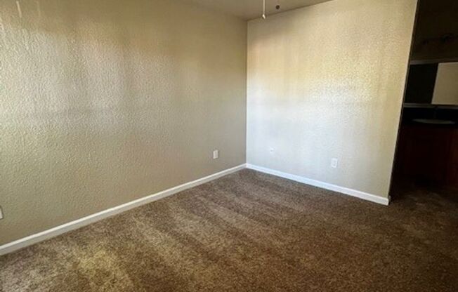 2 beds, 2 baths, 900 sqft, $2,005, Unit 123
