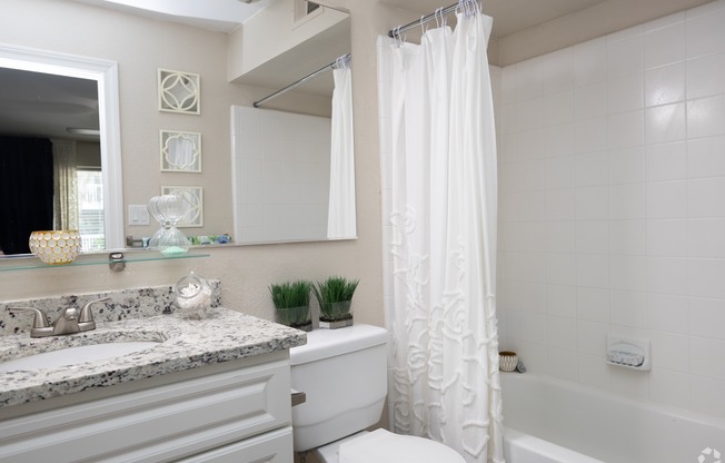 Lake House at Martin's Landing | Roswell, GA | Bathroom