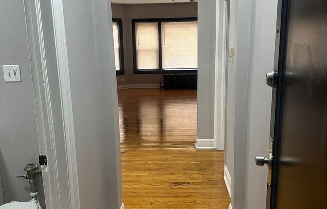 7945-53 S Langley Ave LLC