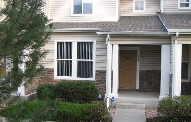 Great 2 bedroom townhome with 2 car garage