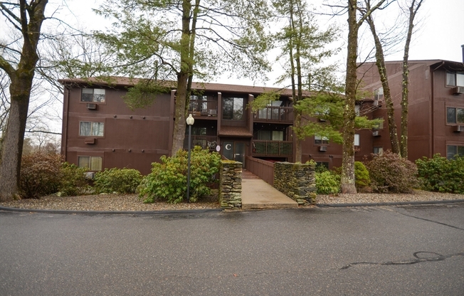 340 SUNDERLAND RD