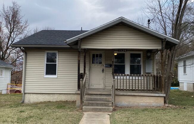 Nice 2 Bed/1 Bath Home, close to downtown