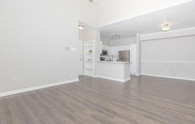 2 beds, 1 bath, 960 sqft, $1,540