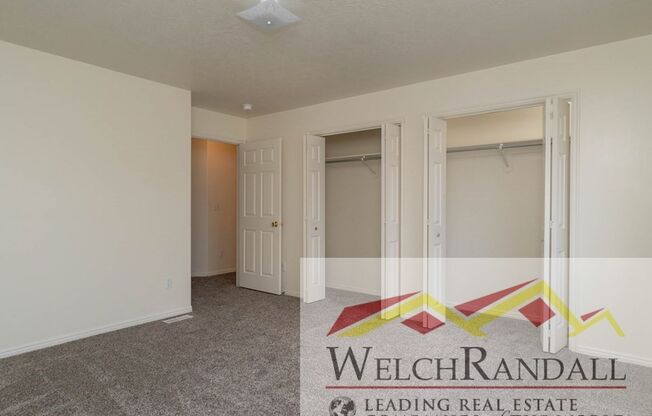 3 beds, 1.5 baths, 1,100 sqft, $1,495