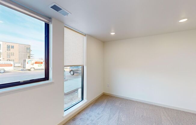 3 beds, 2 baths, 1,111 sqft, $1,465, Unit 2404-304