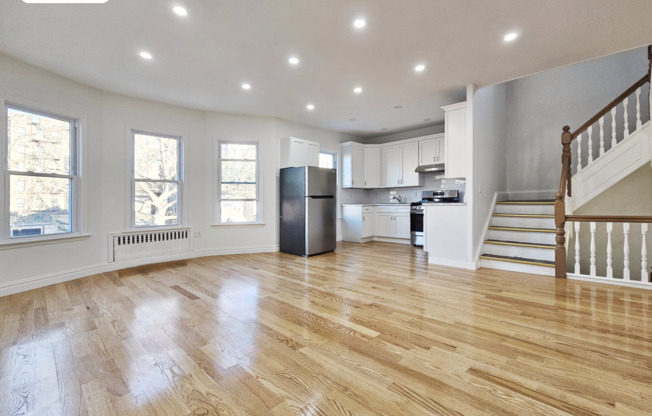 600 E 5 ST