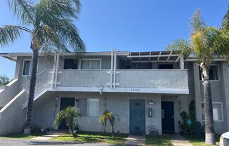 Oakdale Ave 1520 - 4 units