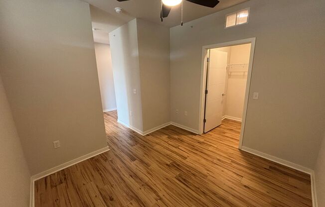 Studio, 1 bath, 585 sqft, $1,515, Unit 10009-109