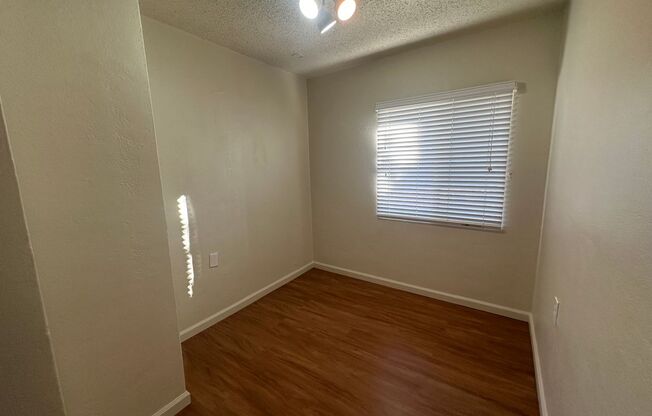 2 beds, 1 bath, $1,795