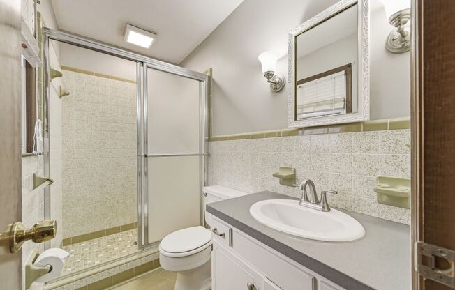 3 bedroom 2 bath home located just off Grantline Rd.