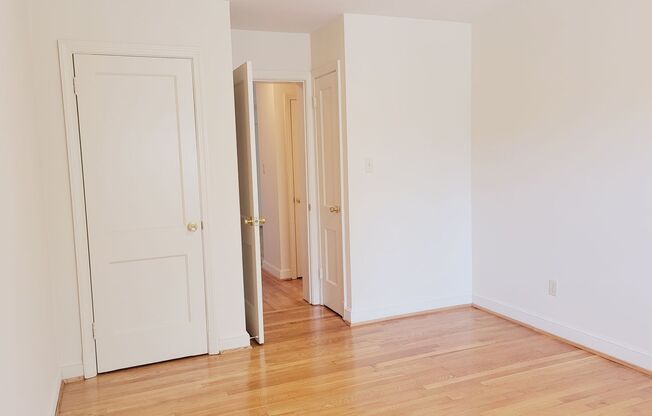 1 bed, 1 bath, 620 sqft, $1,930, Unit 1218-205