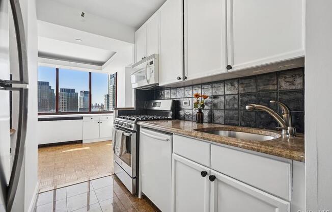 2 beds, 2 baths, 1,050 sqft, $6,199, Unit 19A