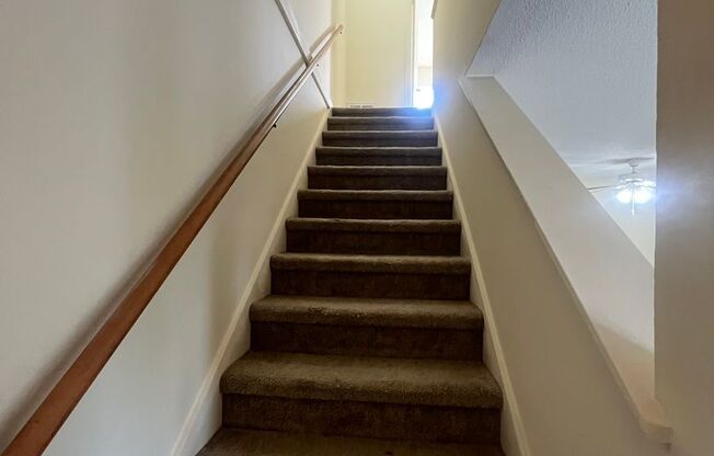 2 beds, 1.5 baths, 1,050 sqft, $1,150, Unit #84