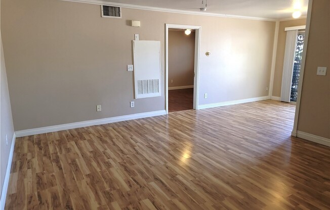639 ANNE LN