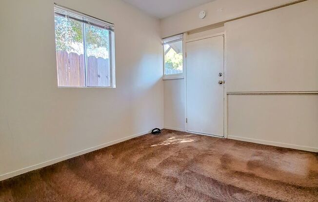 1 bed, 1 bath, 400 sqft, $1,995