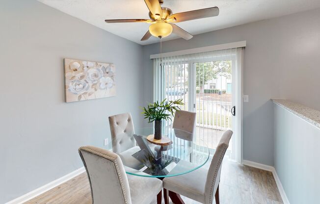 2 beds, 1.5 baths, 1,114 sqft, $1,273, Unit O-01