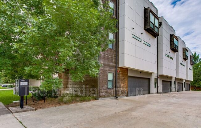 5810 BRYAN PKWY