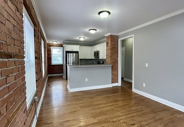 3533 2 AVE
