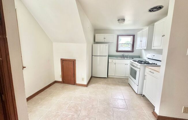 1 bed, 1 bath, $1,025, Unit 3137 N 87th - 3rd Party My Dwelling