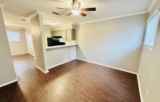 Awesome open Studio Apartments Close to Downtown