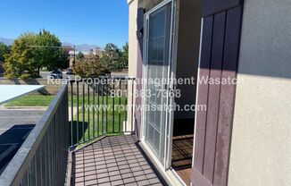 Come See This Charming 3 Bed 2 bath Condo in West Valley