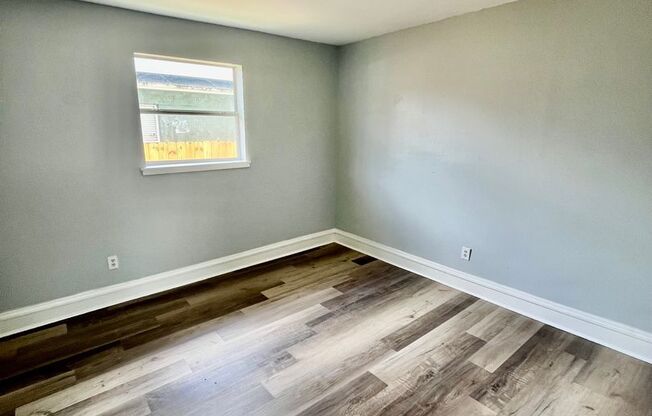 TOTALLY REMODELED Spacious 3BR/1BA Lakeland Home wtih Large Utility Shed
