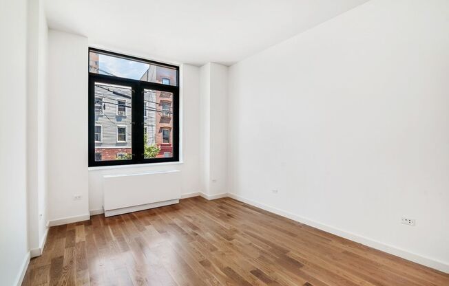 142 N 6 ST
