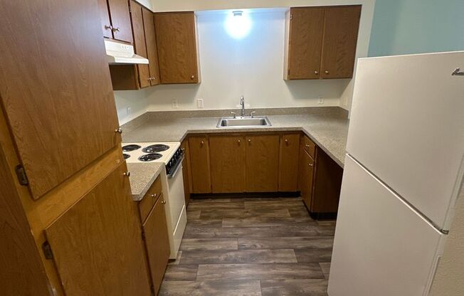 1 bed, 1 bath, 590 sqft, $1,600, Unit 108