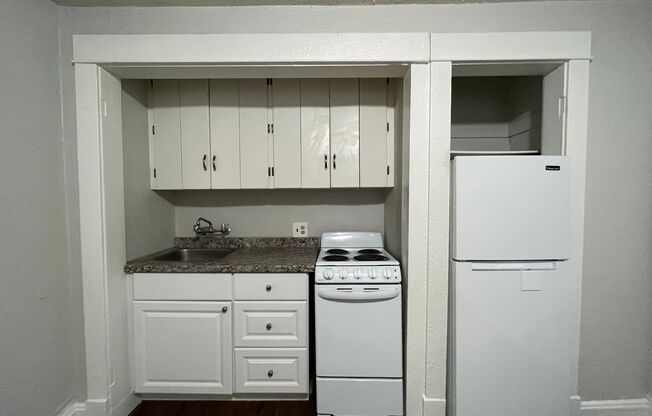 Lascelle Studio Suites