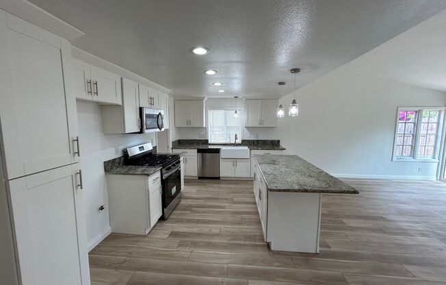 9 Field - Beautiful 4 Bedroom 2 Bath Single-Family Home in Irvine!