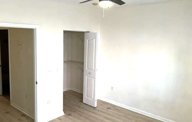 2 beds, 2 baths, $2,050, Unit Unit 5103