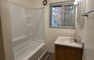 1 bed, 1 bath, $1,150, Unit 14308