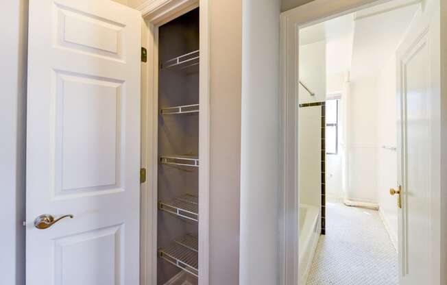 The-Shawmut-Linen-Closet