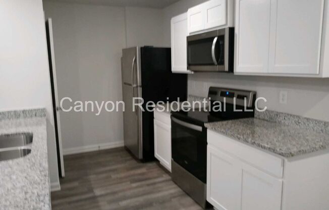 BRAND NEW single family house!3bedrooms, 2.5bathrooms,