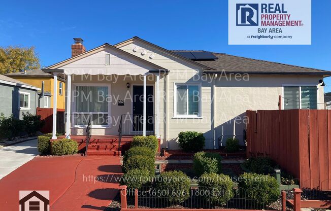 Rent Drop: 3 Bedroom 2 Bathroom San Mateo Duplex with Solar and EV Charging