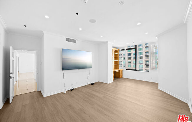 3 beds, 4 baths, 2,814 sqft, $18,000, Unit PH1505