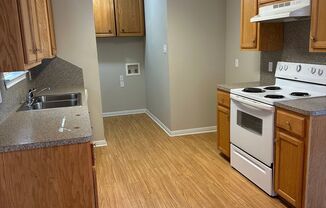 3 beds, 1 bath, $1,300