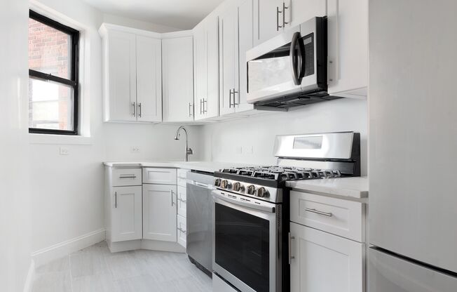 1 bed, 1 bath, $3,495, Unit 5F90