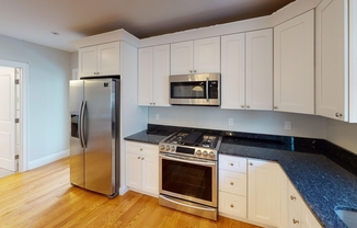 3 beds, 2.5 baths, 1,608 sqft, $4,000, Unit 12