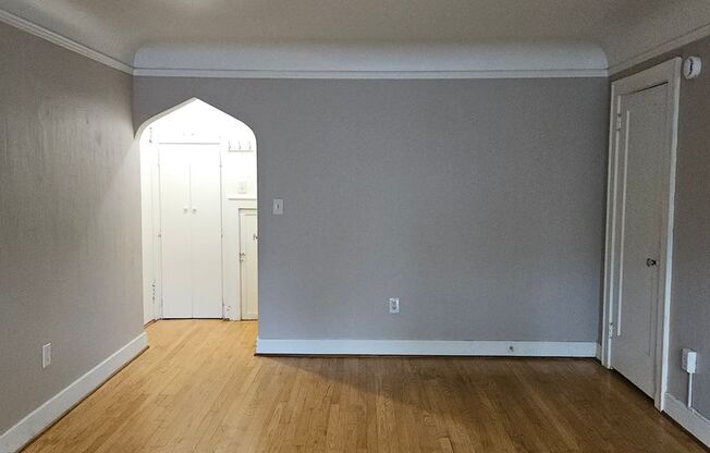 Broadway Crest Apartments