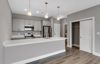 Corner Luxury Studio - Next to Albany Medical Center!