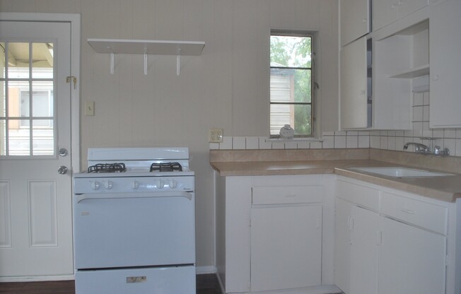 1813 Wayne Street, Denton, Texas 76209
