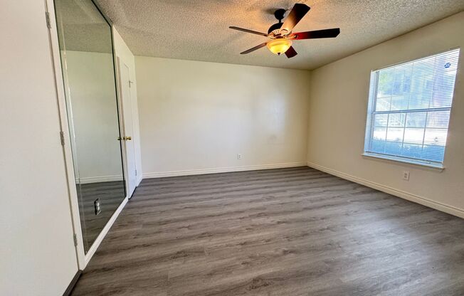 2 beds, 2 baths, $995, Unit # #H 1