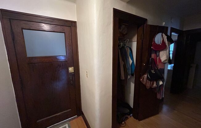 1 bed, 1 bath, $995, Unit 57