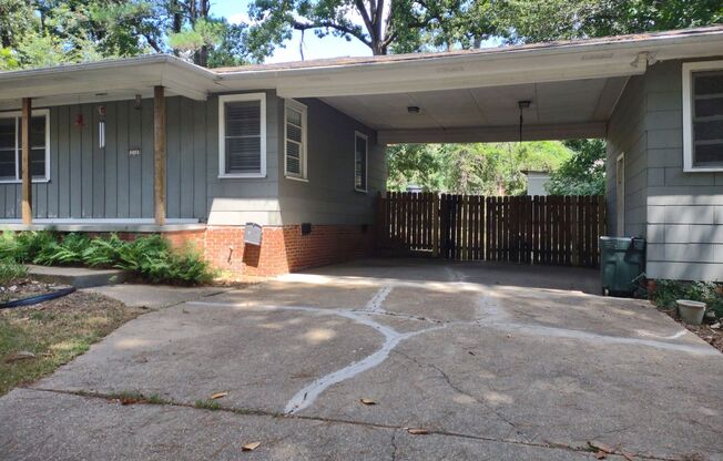 3 beds, 1 bath, $1,295