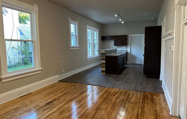 2311-13 W CHERRY ST